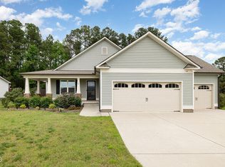 18 Cattail Ln, Zebulon, NC 27597
