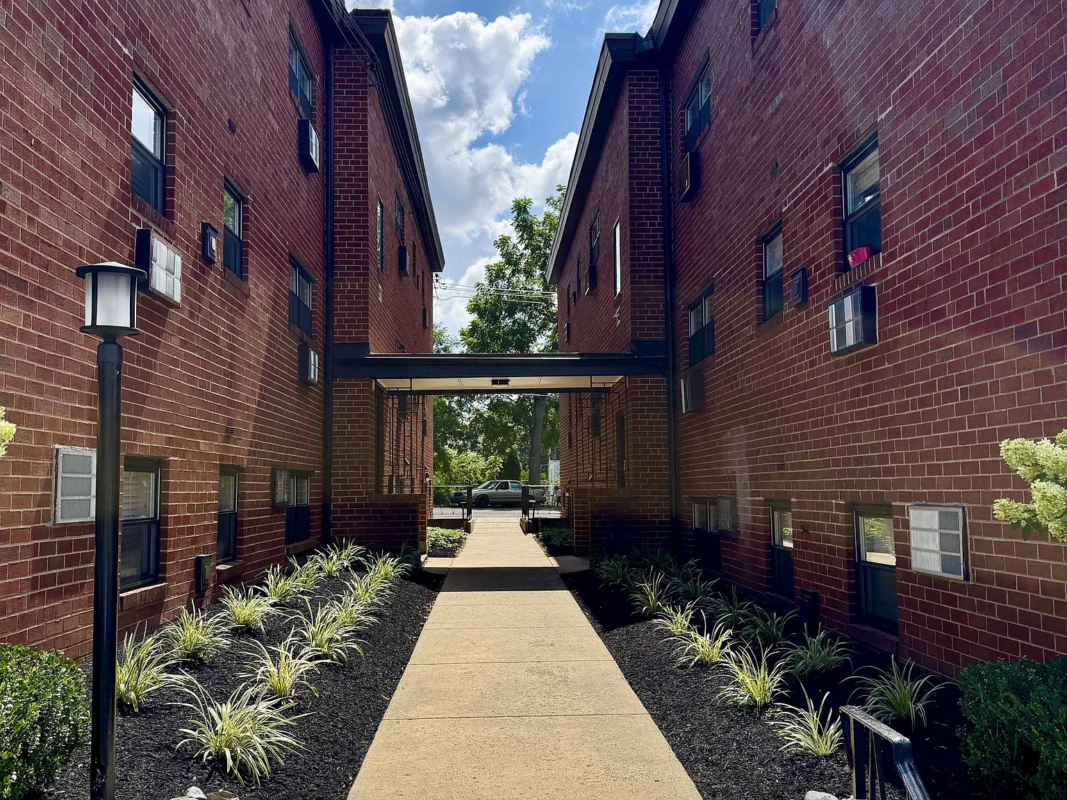 Fox Chase Gardens — Photo 3