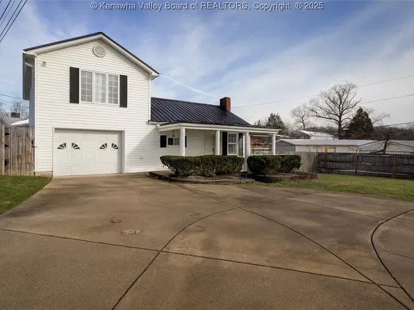 5218 Pioneer Dr, Cross Lanes, WV 25313