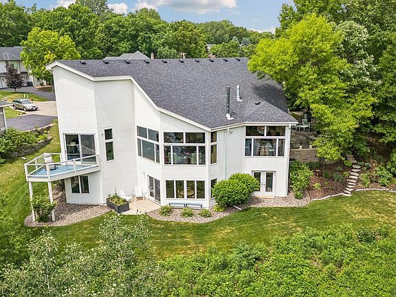 4th image of 4854 Four Seasons Ct