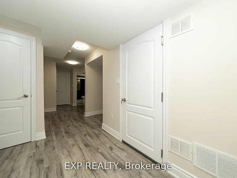 272 Duncan Ln #BASEMENT — Photo 10