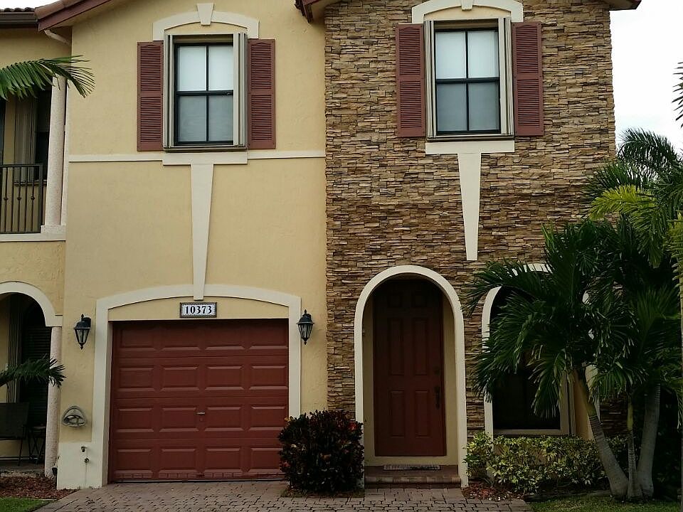 1st image of 10373 NW 32nd Ter