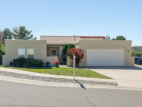 3rd image of 13412 Pinnacle View Pl NE