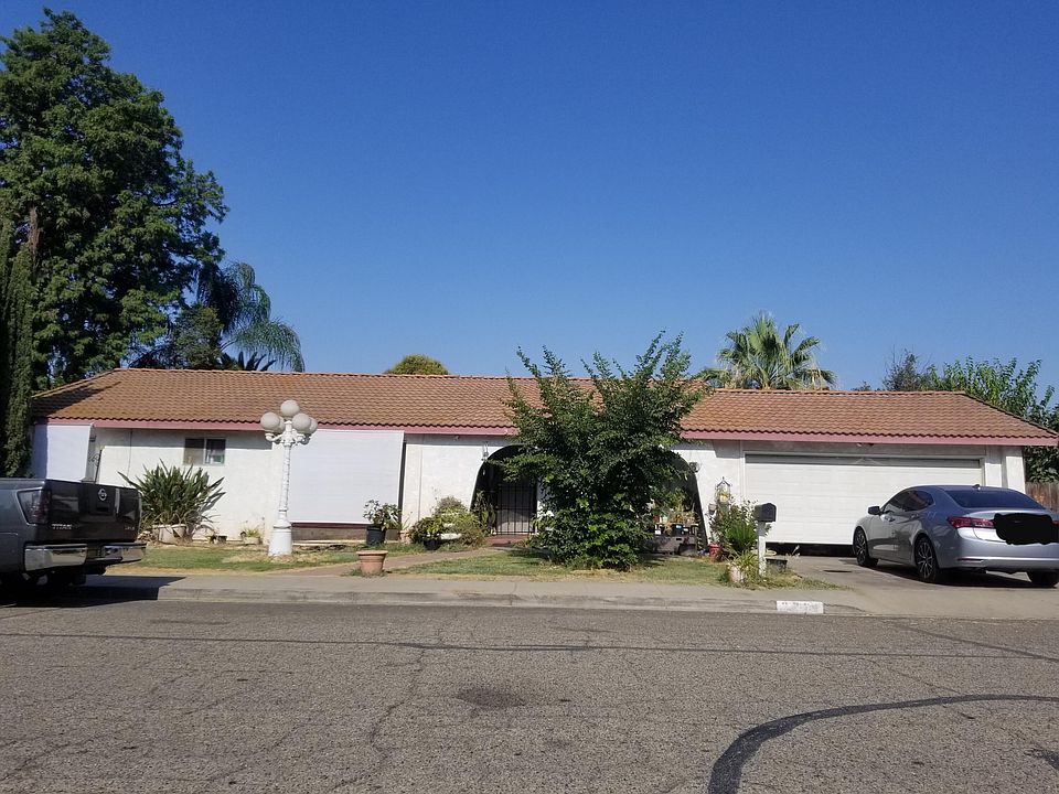 2301 S Jacob St Visalia Ca 93277 Zillow