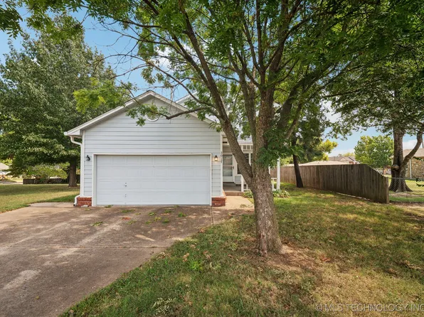 3017 S Pittsburg Ave, Tulsa, OK 74114