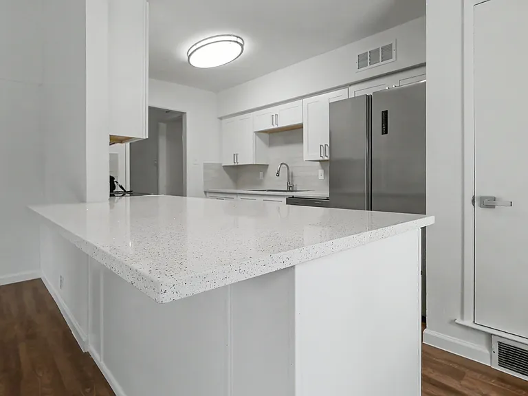 910 Wisteria Way — Photo 11