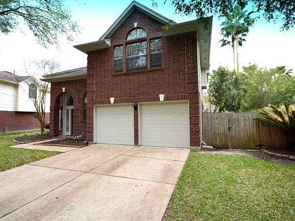 3rd image of 227 Rolling Plains Dr