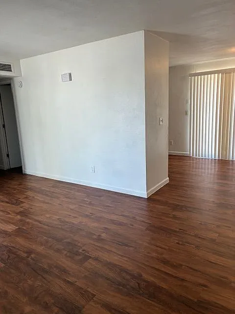 2 bed, 816 sqft, $1,295 — Photo 3
