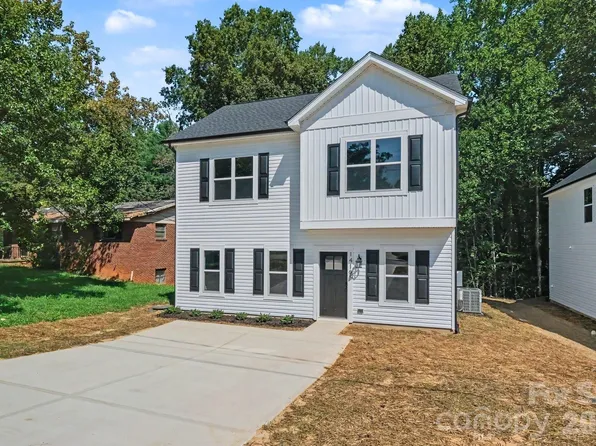 1419 23rd Avenue Pl NE, Hickory, NC 28601