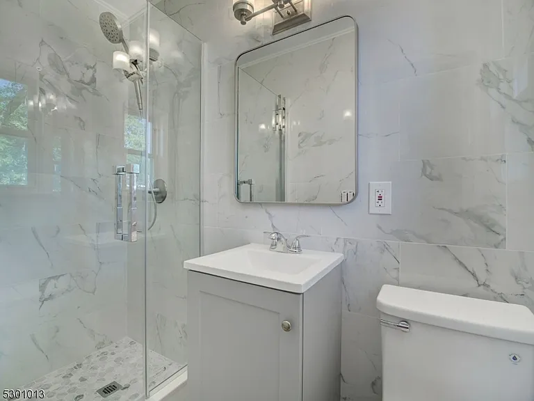 17 Brook Pl — Photo 14