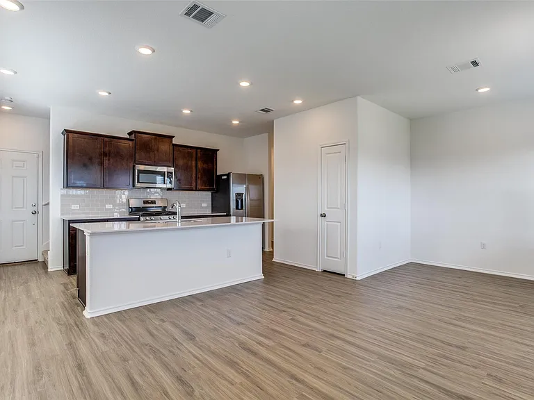 7133 Spotted Leaf Way — Photo 11