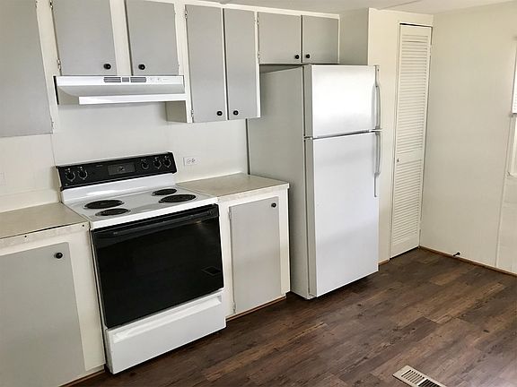 3rd image of 807 Edgemont Ave Lot 17