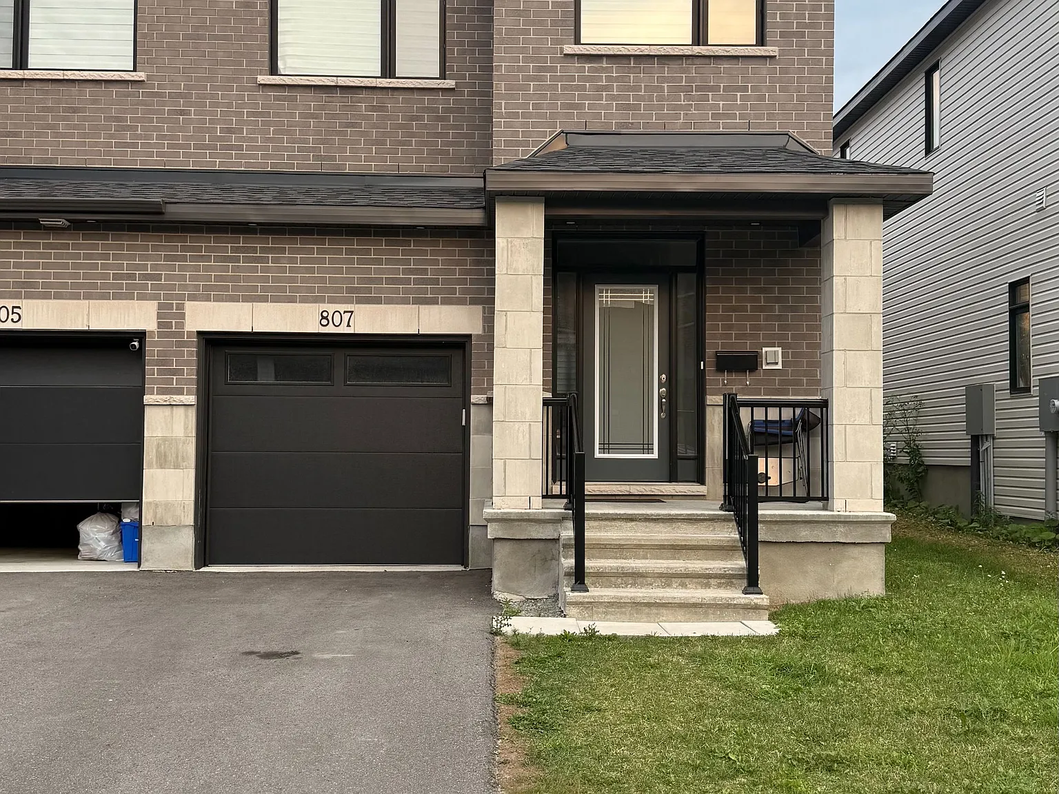 3 bed, $2,800 — Photo 1