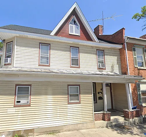 15 E Main St #2 Photo 1