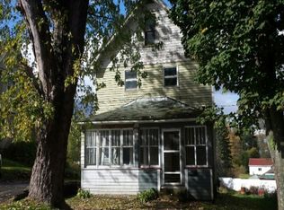 15 Easton St, Kane, PA 16735