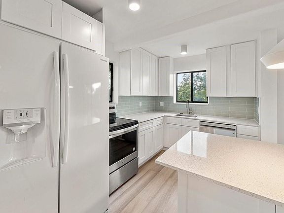 4th image of 1125 S Flagler Avenue #515