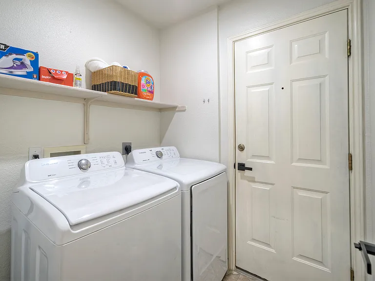 215 Lakemont Dr — Photo 13