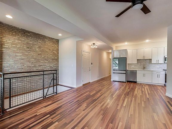 5th image of 6318 S Greenwood Ave APT 1