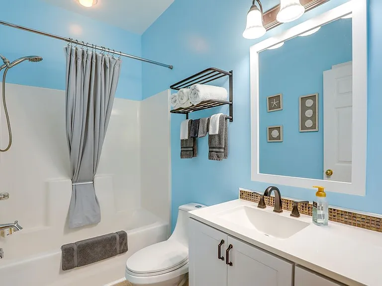 1298 River Oaks Dr #5-D — Photo 8