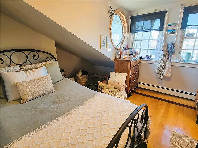 92 Pelham St #3 — Photo 11