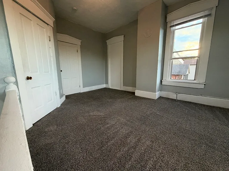 304 E Main St #3 — Photo 18
