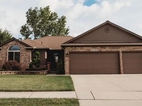 51718 Huntley Ave, New Baltimore, MI 48047