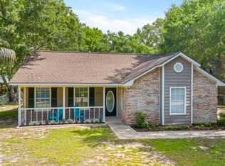 9404 Meadowlark Ave, Ocean Springs, MS 39564