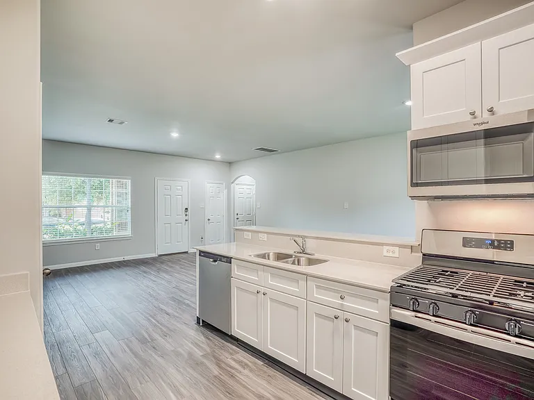 12254 Roy Mix Bohn Ln — Photo 11