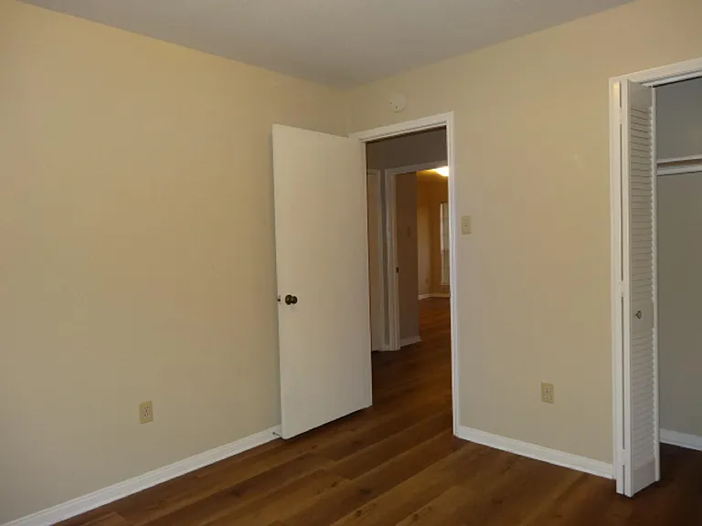 5522 Deep Forest Dr — Photo 25