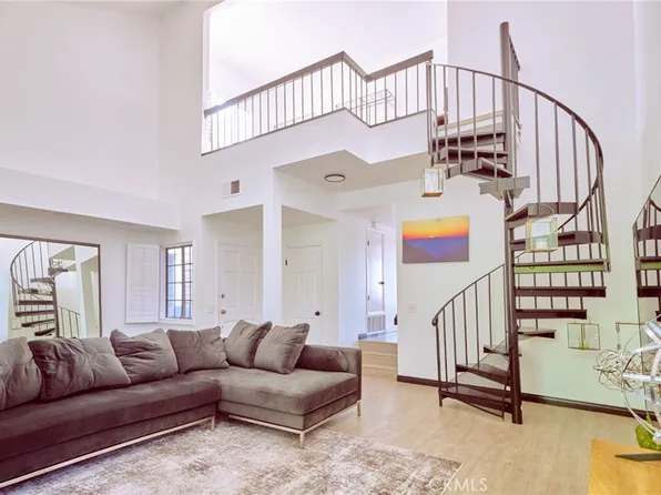 8132 Atwater Cir Unit 202, Huntington Beach, CA 92646
