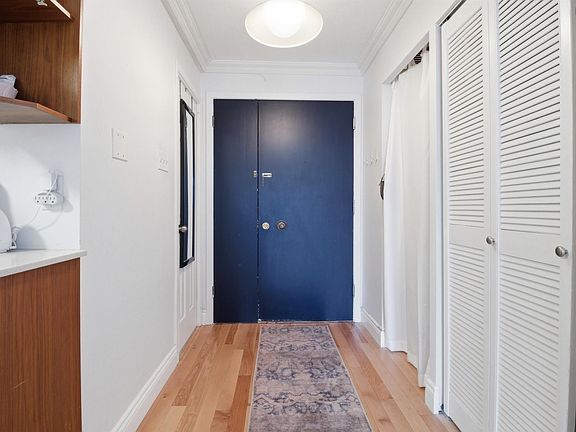 2nd image of 806 Spring Garden Rd #5959