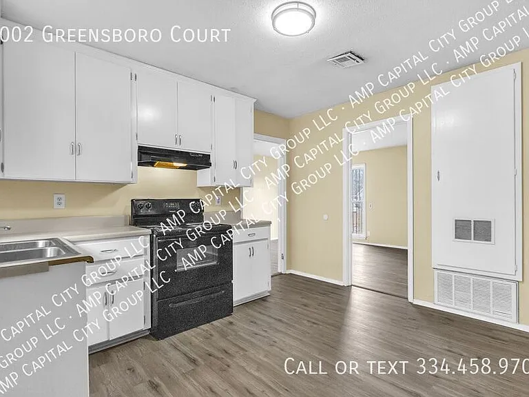 5002 Greensboro Ct — Photo 4