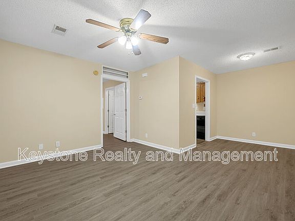 5th image of 105 Mace Ln APT 202