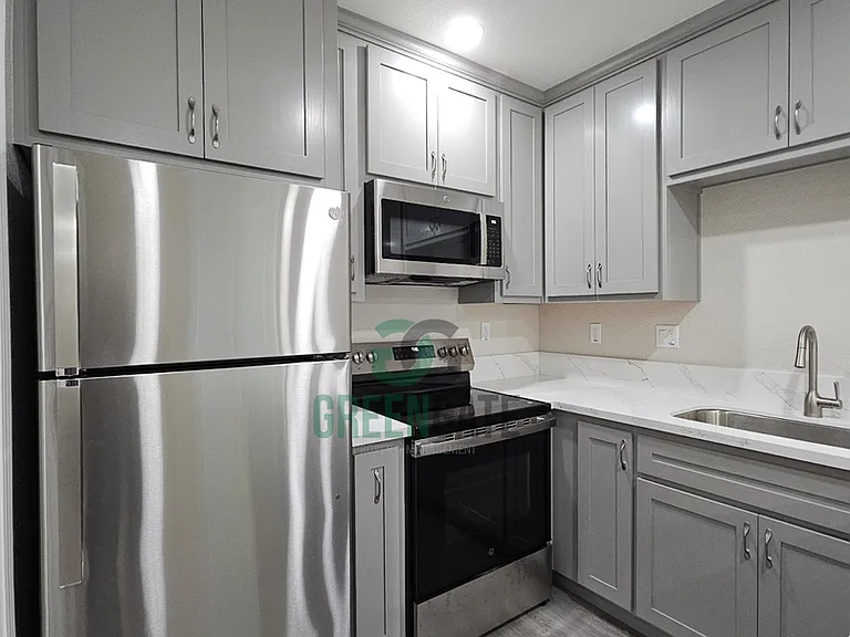 3105 E Orangeburg Ave — Photo 12