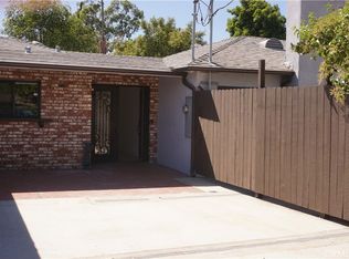 7543 Enfield Ave, Reseda, CA 91335