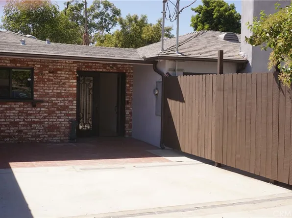 7543 Enfield Ave, Reseda, CA 91335