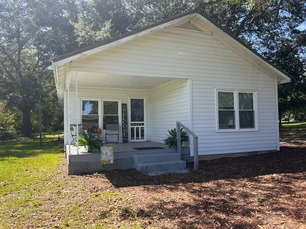 65 Canna St, Colbert, GA 30628