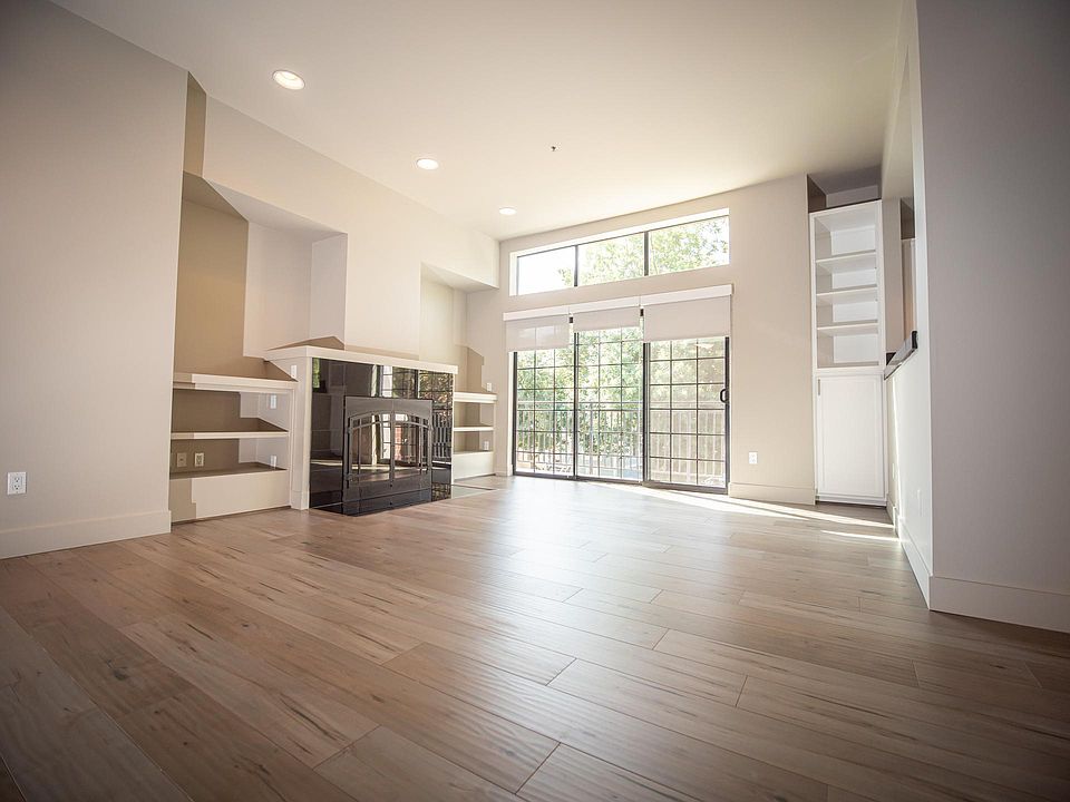 Open Living Area