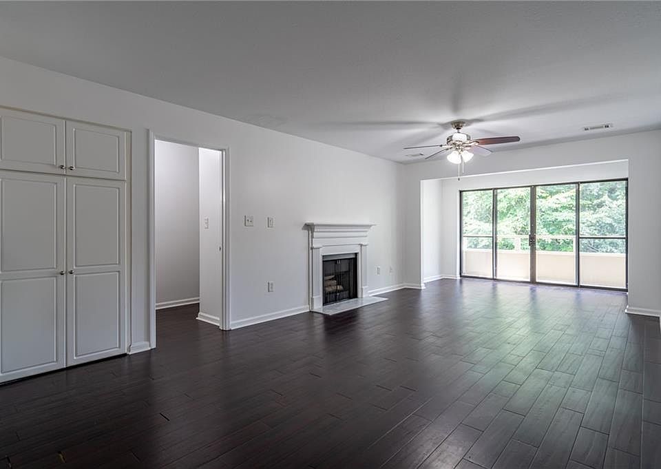 1st image of 25203 Plantation Dr NE #203