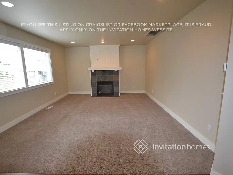14521 80th Ave E — Photo 2