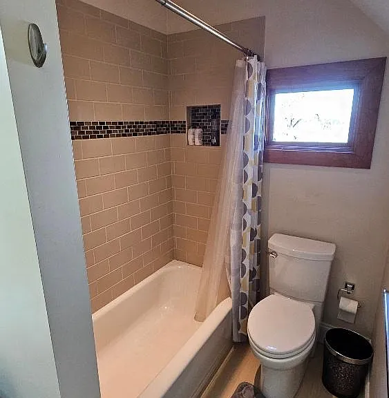 101 Wynmere Way — Photo 3