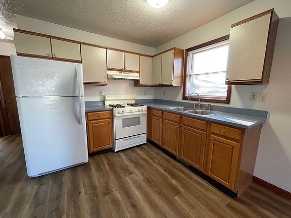 3rd image of 520 Noelwood Dr #A