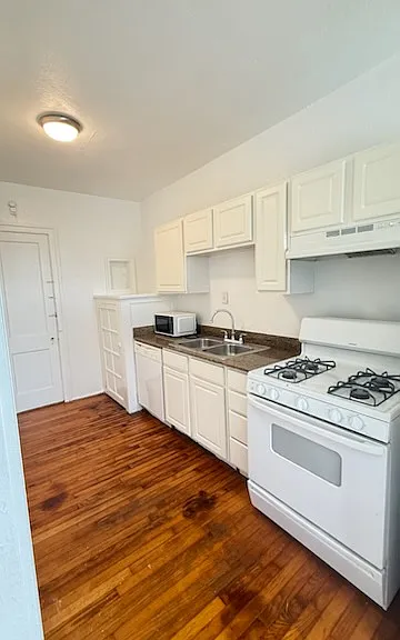 7825 Saint Charles Ave #Q — Photo 2