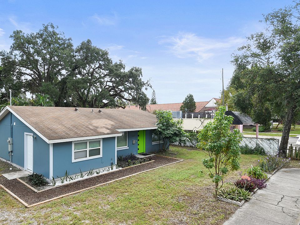 2nd image of 1809 S Fern Creek Ave