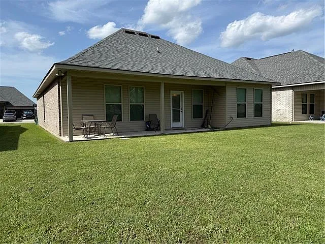 557 Claiborne Trails Dr — Photo 31