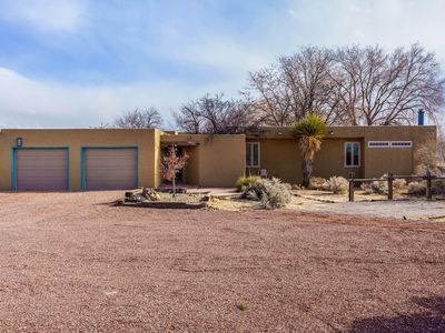 1127 Camino Hermosa, Corrales, NM, 87048