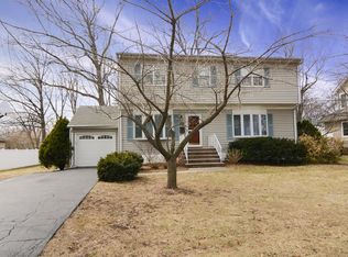 134 Radburn Rd, Glen Rock, NJ 07452