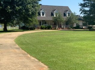 714 Dews Rd, Mount Holly, AR 71758