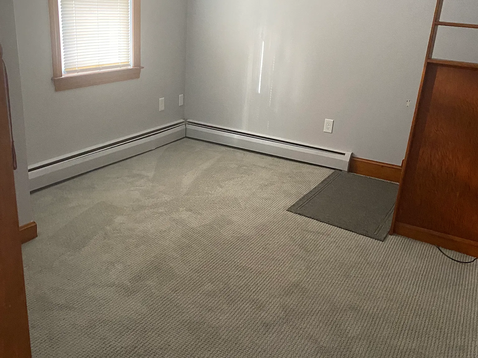 381 Maple Ave — Photo 2