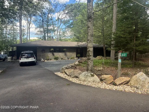1610 Locust Ln, Pocono Lake, PA 18347